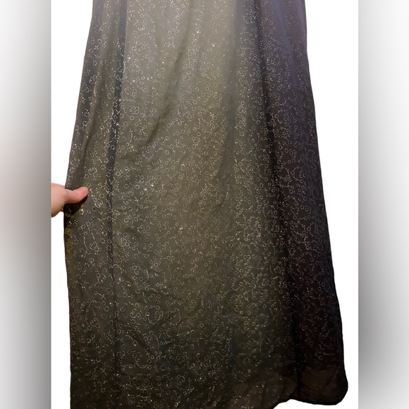 🔸SALE🔸 Ombré Sparkly Evening Dress - Picture 4 of 9